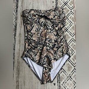 Snakeskin Print Swimsuit No Strap Size XL